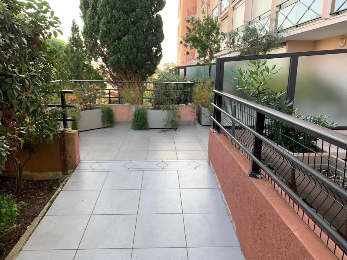 Studio Climatise A 5 Minutes De La Plage Apartment Le Grau-du-Roi Exterior foto